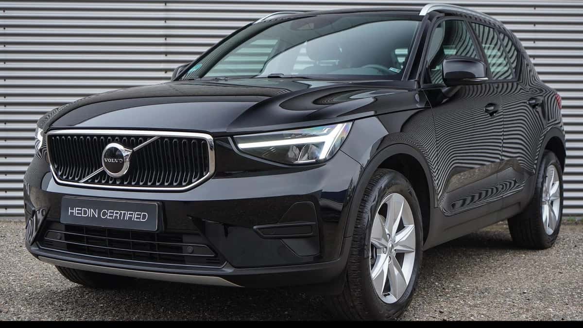 Volvo XC40 (2023) — foto 1