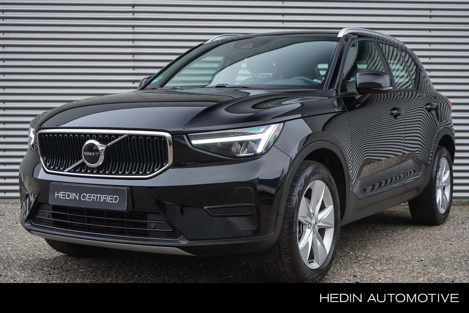Volvo XC40 (2023) — foto 1