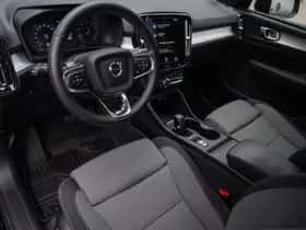 Volvo XC40 (2023) thumbnail 12