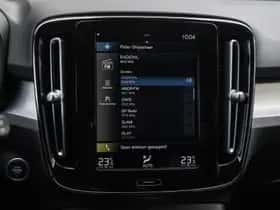 Volvo XC40 (2023) thumbnail 22