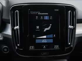 Volvo XC40 (2023) thumbnail 23