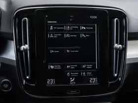 Volvo XC40 (2023) thumbnail 24