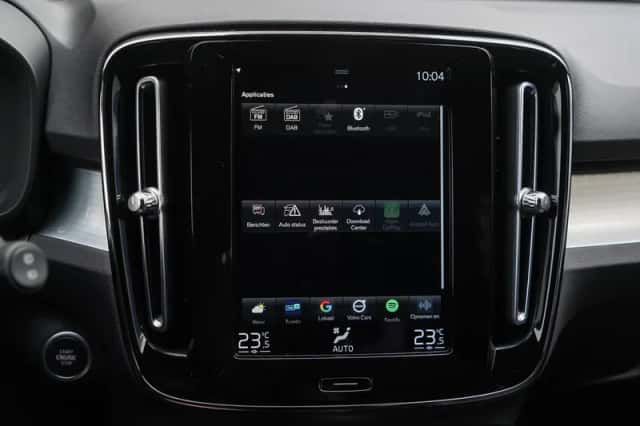 Volvo XC40 (2023) thumbnail 25