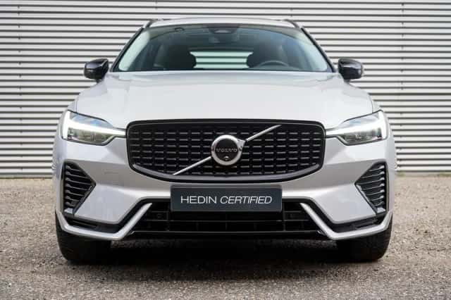 Volvo XC60 (2025) thumbnail 2