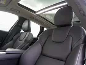 Volvo XC60 (2025) thumbnail 17