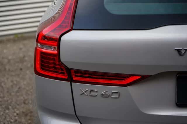 Volvo XC60 (2025) thumbnail 8
