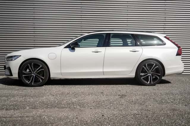 Volvo V90 (2025) thumbnail 3