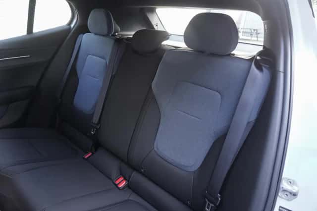 Volvo EX30 (2024) thumbnail 15