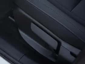 Volvo EX30 (2024) thumbnail 16