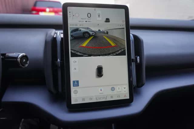 Volvo EX30 (2024) thumbnail 25
