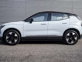 Volvo EX30 (2024) thumbnail 4