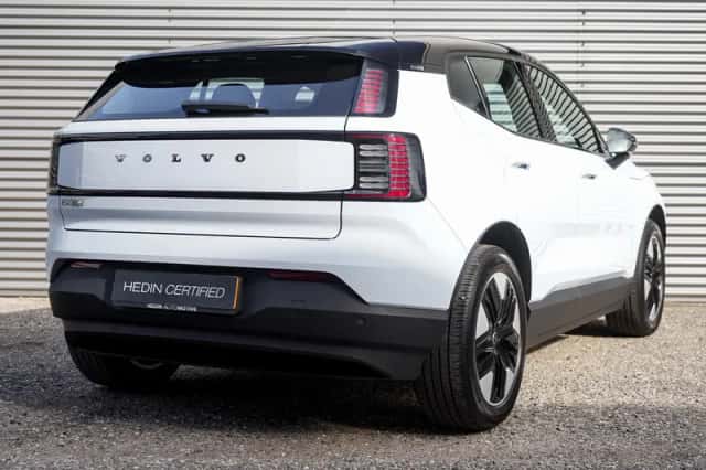 Volvo EX30 (2024) thumbnail 7