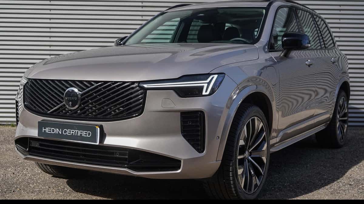 Volvo XC90 (2025) — foto 1