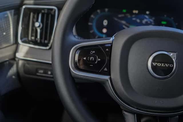 Volvo XC90 (2025) thumbnail 20