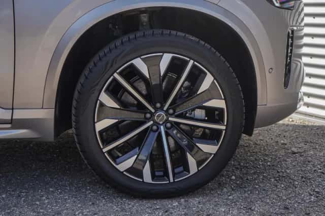 Volvo XC90 (2025) thumbnail 7