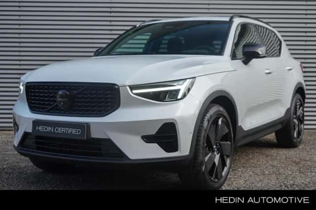 Volvo XC40 (2026) thumbnail 1
