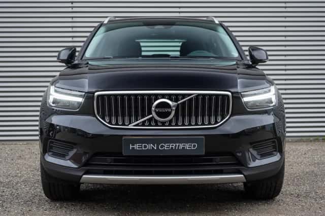 Volvo XC40 (2022) thumbnail 2