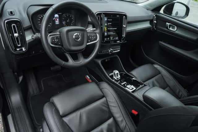 Volvo XC40 (2022) thumbnail 12