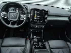 Volvo XC40 (2022) thumbnail 13