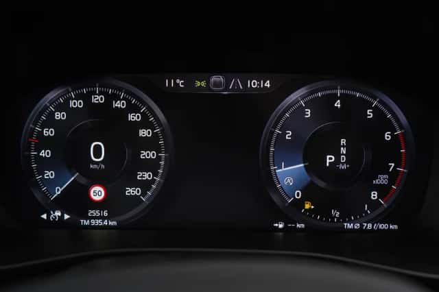 Volvo XC40 (2022) thumbnail 17