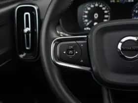 Volvo XC40 (2022) thumbnail 18