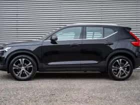 Volvo XC40 (2022) thumbnail 3