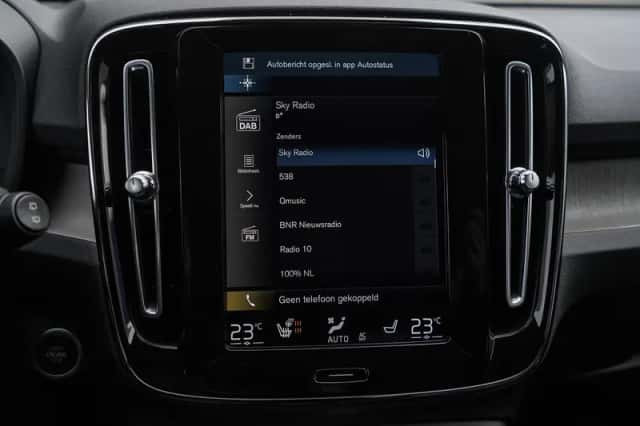 Volvo XC40 (2022) thumbnail 22