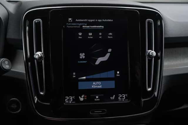 Volvo XC40 (2022) thumbnail 23