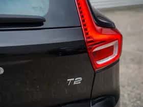 Volvo XC40 (2022) thumbnail 9