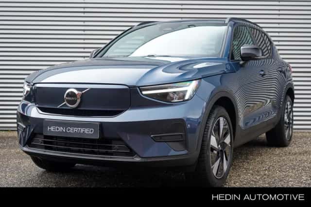 Volvo EX40 (2025) thumbnail 1