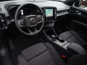 Volvo EX40 (2025) thumbnail 12