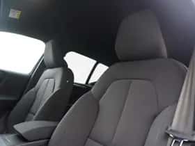 Volvo EX40 (2025) thumbnail 16