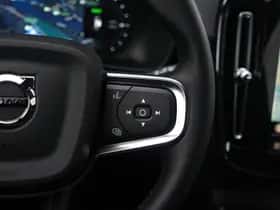 Volvo EX40 (2025) thumbnail 19