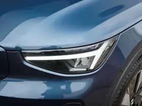 Volvo EX40 (2025) thumbnail 4