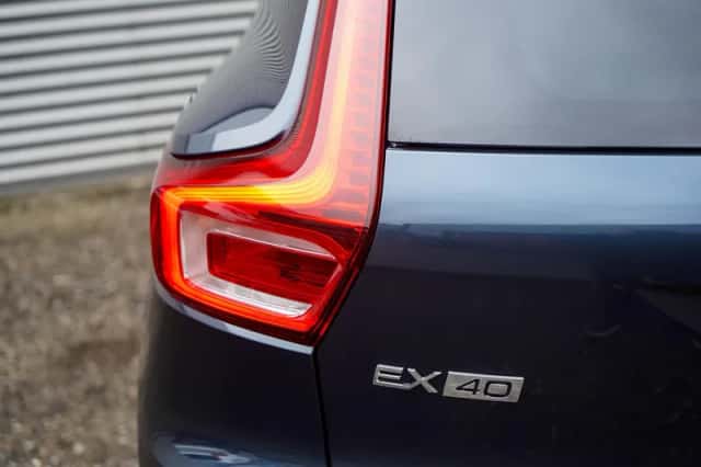 Volvo EX40 (2025) thumbnail 8