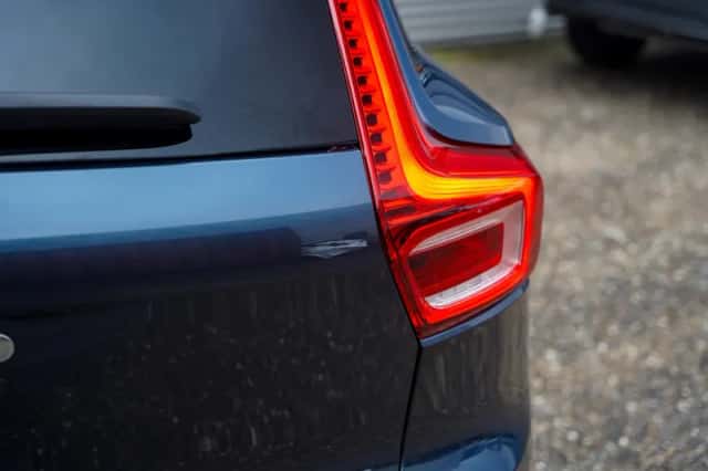 Volvo EX40 (2025) thumbnail 9