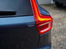 Volvo EX40 (2025) thumbnail 9