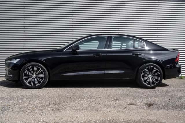 Volvo S60 (2022) thumbnail 3