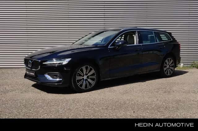 Volvo V60 (2021) thumbnail 1