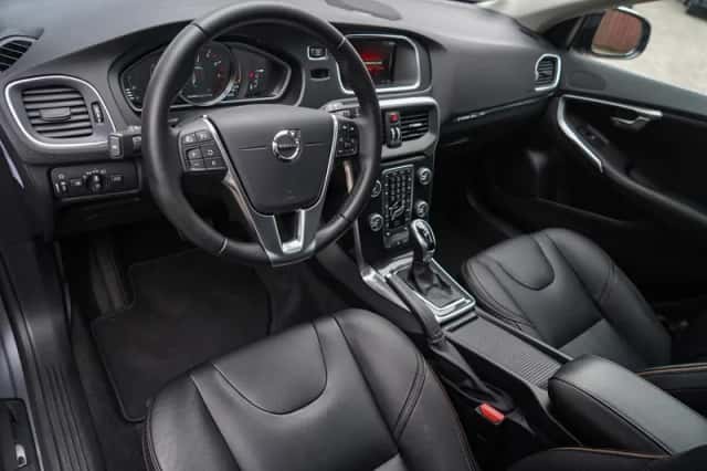 Volvo V40 (2020) thumbnail 11