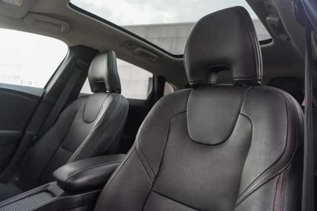 Volvo V40 (2020) thumbnail 16