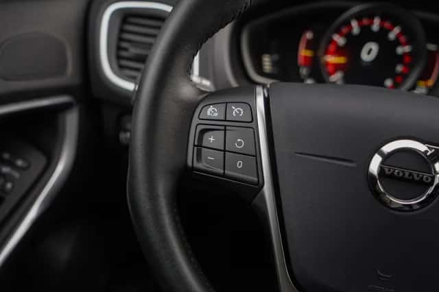 Volvo V40 (2020) thumbnail 19