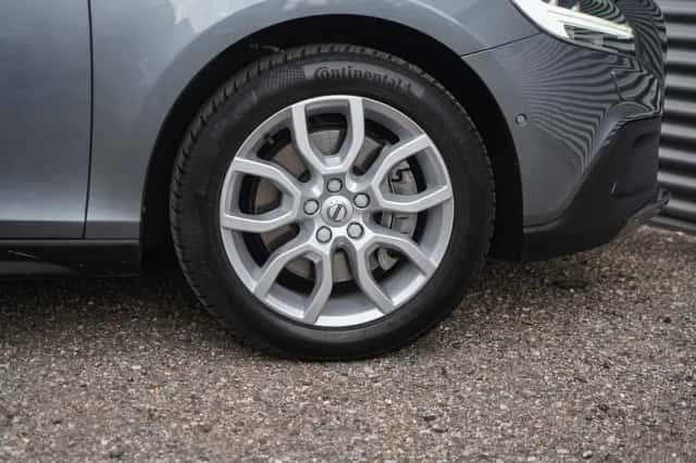 Volvo V40 (2020) thumbnail 7