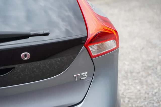 Volvo V40 (2020) thumbnail 9