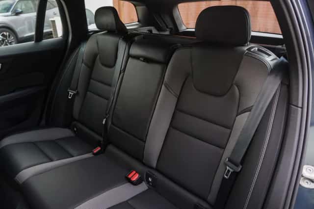 Volvo V60 (2025) thumbnail 14