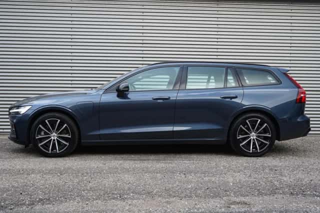 Volvo V60 (2025) thumbnail 3