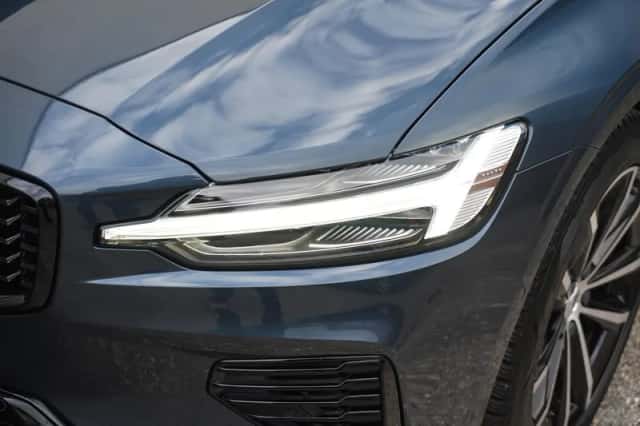Volvo V60 (2025) thumbnail 4