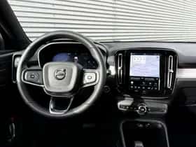 Volvo XC40 (2025) thumbnail 17