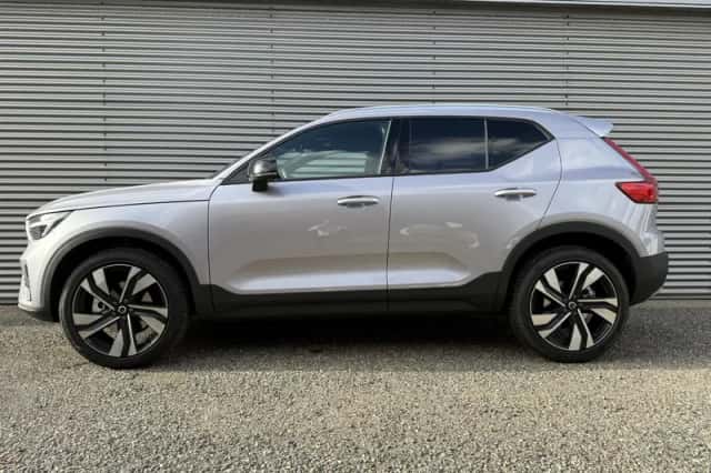 Volvo XC40 (2025) thumbnail 5