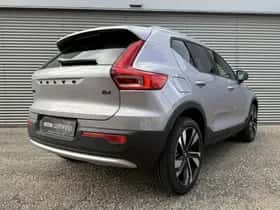 Volvo XC40 (2025) thumbnail 7